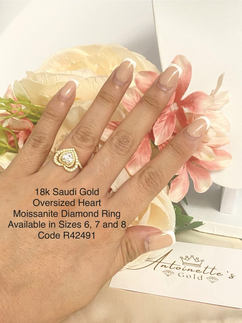 R42491 Oversized Heart Moissanite Diamond Ring Size 8