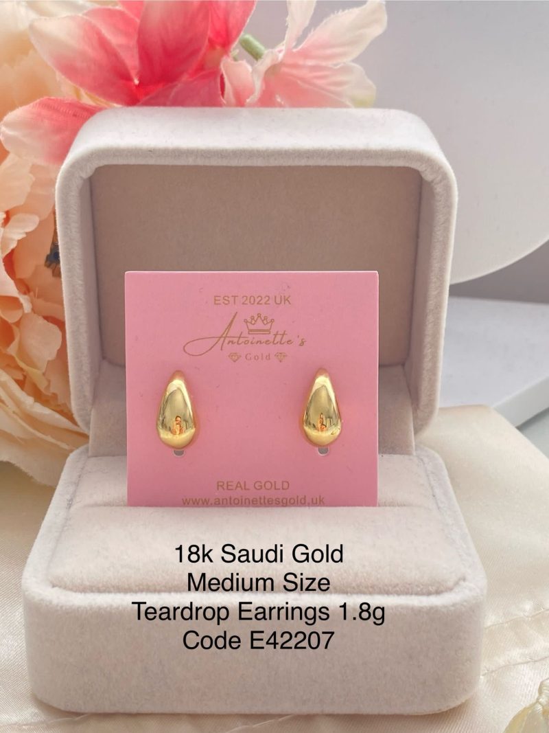 E42207 Medium Size Earrings