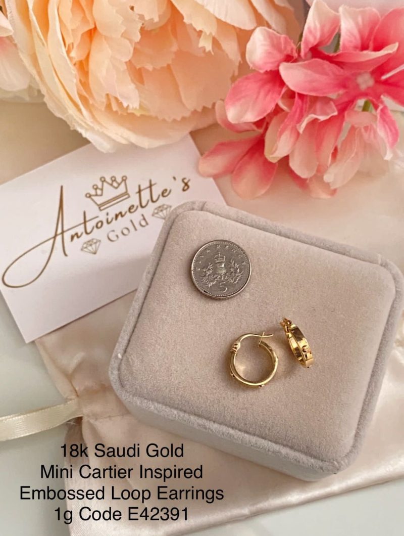 E42391 Mini Cartier Inspired Embossed Loop Earrings