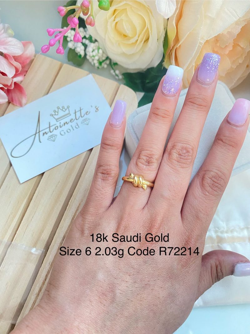 R72214 Knot Ring size 6