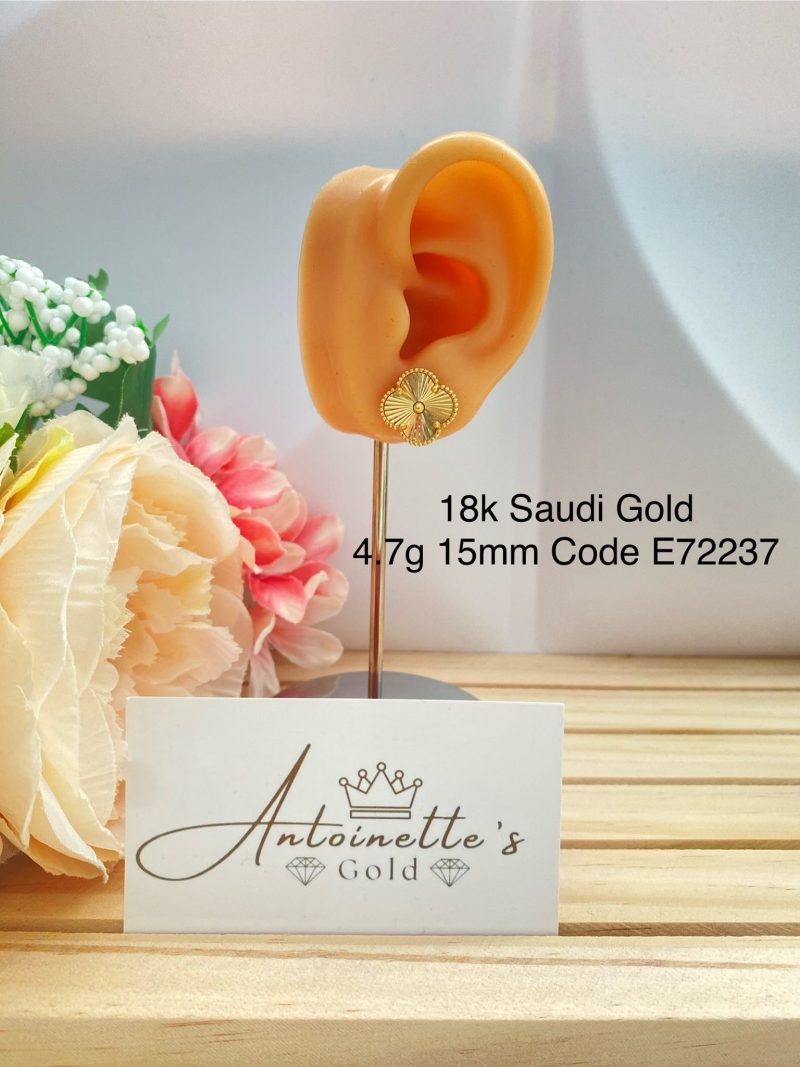 E72237 15mm Vca Inspired Stud Earrings