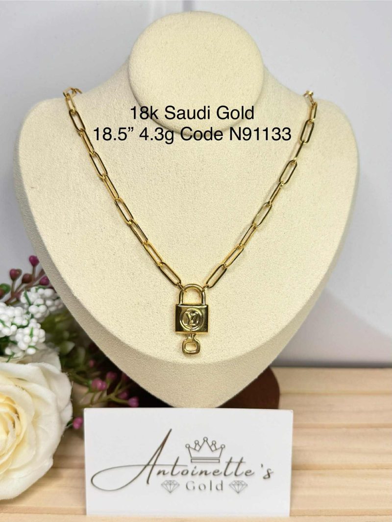 N91133 Paperclip Chain w/ centered Lock key 18.5"