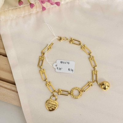B91074 Flat Hardware with heart and Plain ball bracelet 7.25"