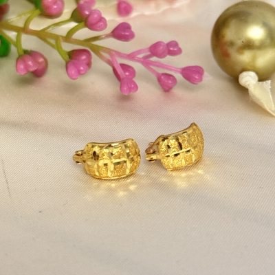 E91236 8 Squares Ear Hugger Huggie Clip Earrings