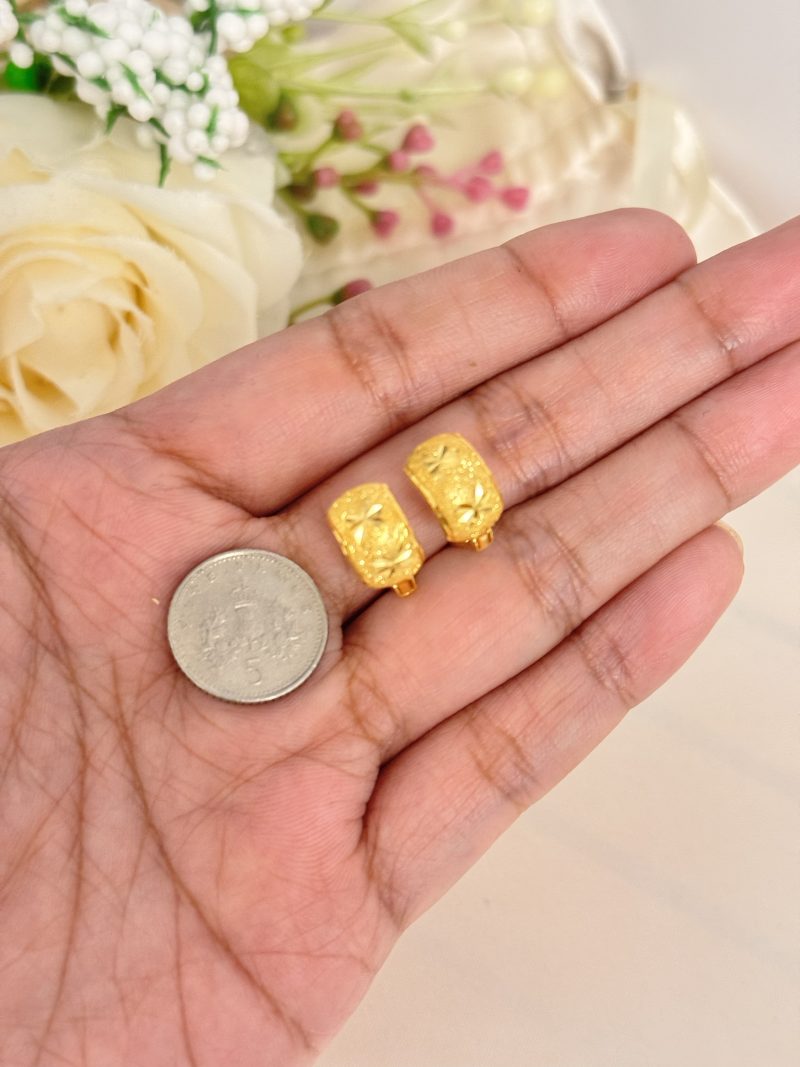 E91237 6mm 2 Stars Ear Hugger Clip Earrings - Image 4