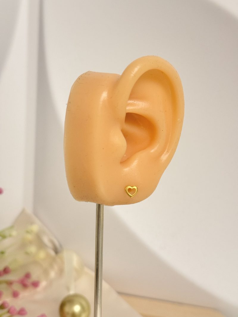 E91241 4mm Open Heart Screw Lock Stud Earrings - Image 3