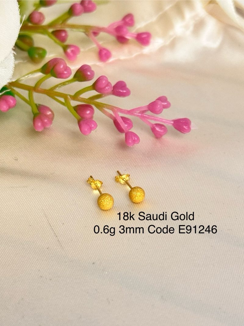 E91246 3mm Mini Glitterball Stud Earrings