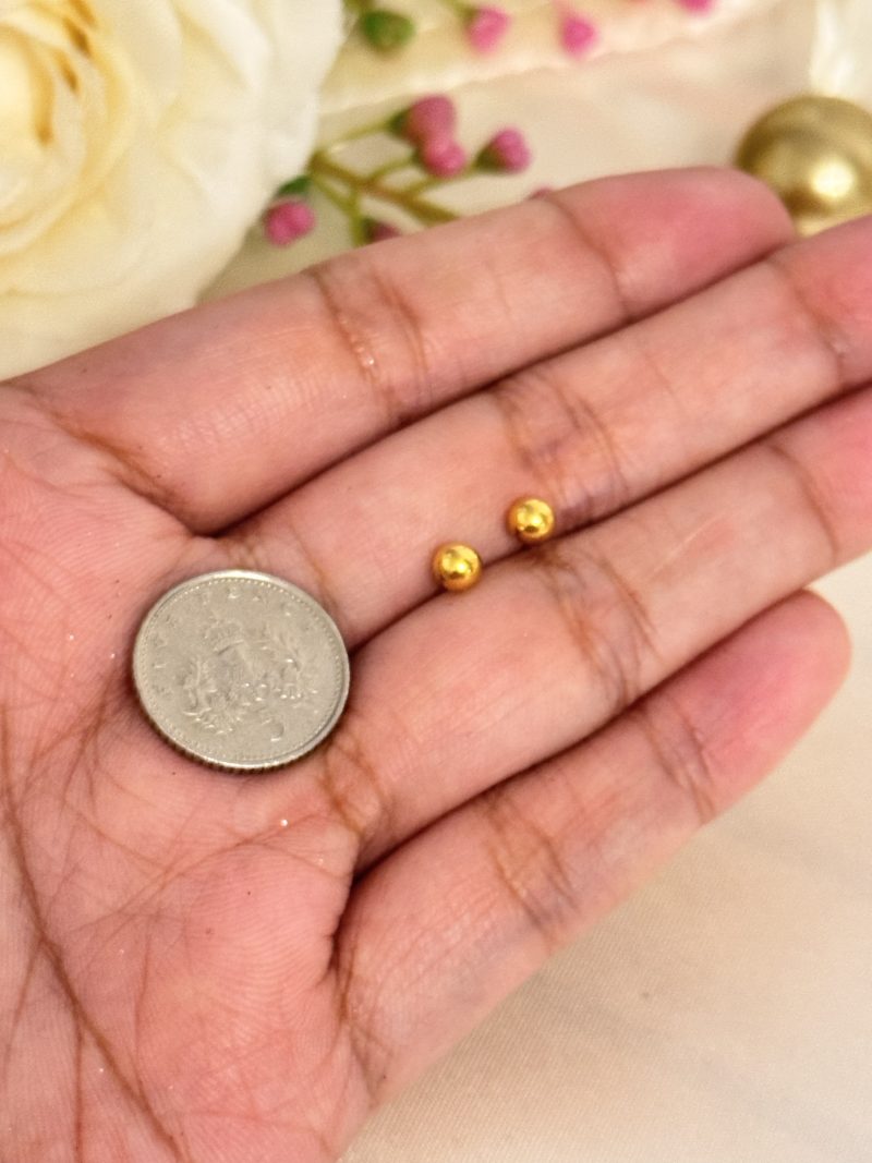 E91231 3mm Round Stud Earrings - Image 2