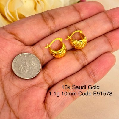 E91578 10mm Diacut Dome Hoop Loop Huggie Earrings