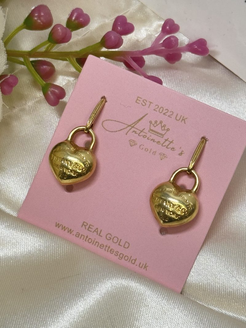 E92473 Heart Shaped Lock Dangling Earrings - Image 2