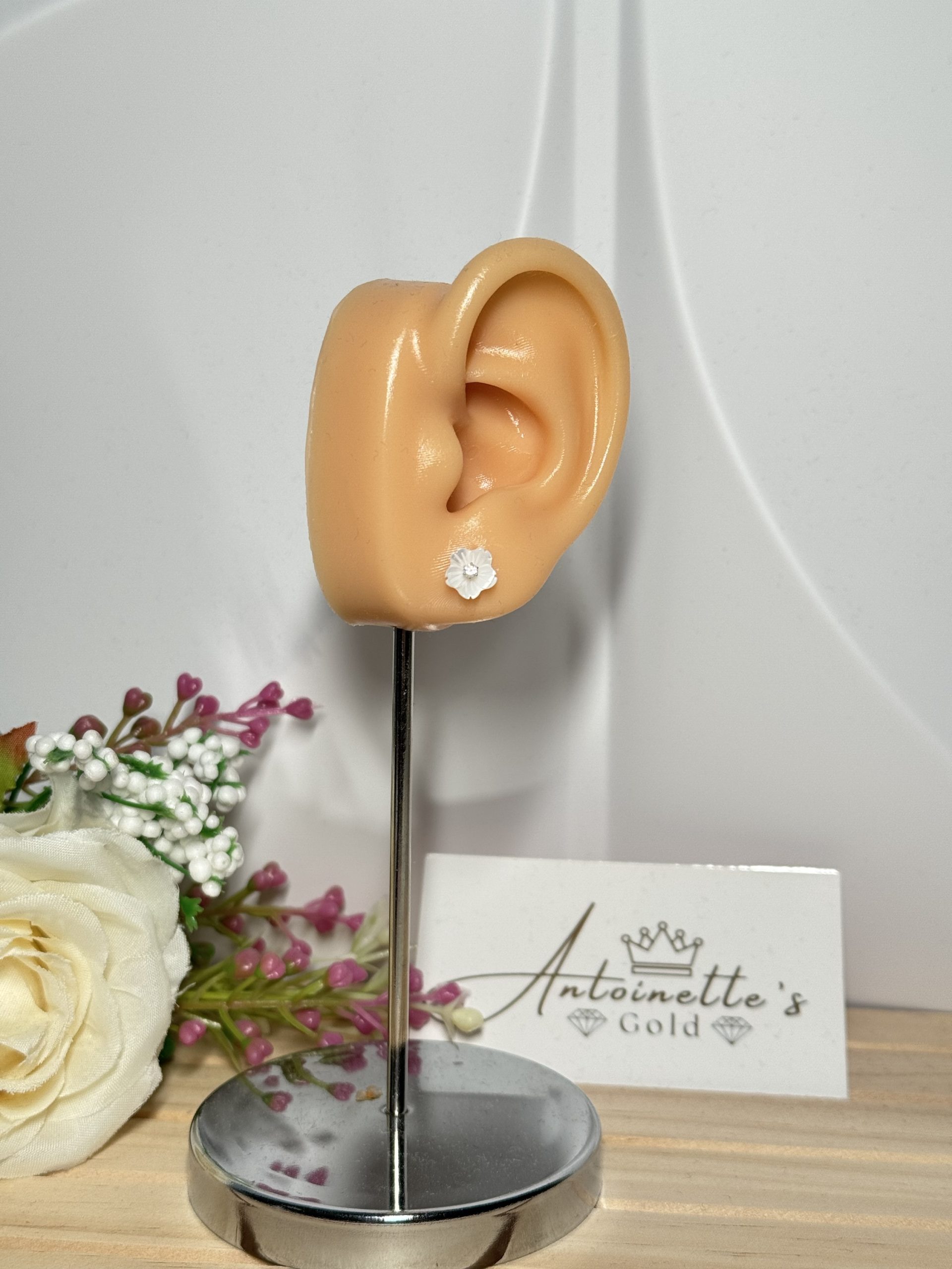 DE101550 0.10ct Natural Diamond Flower Earrings - Image 4