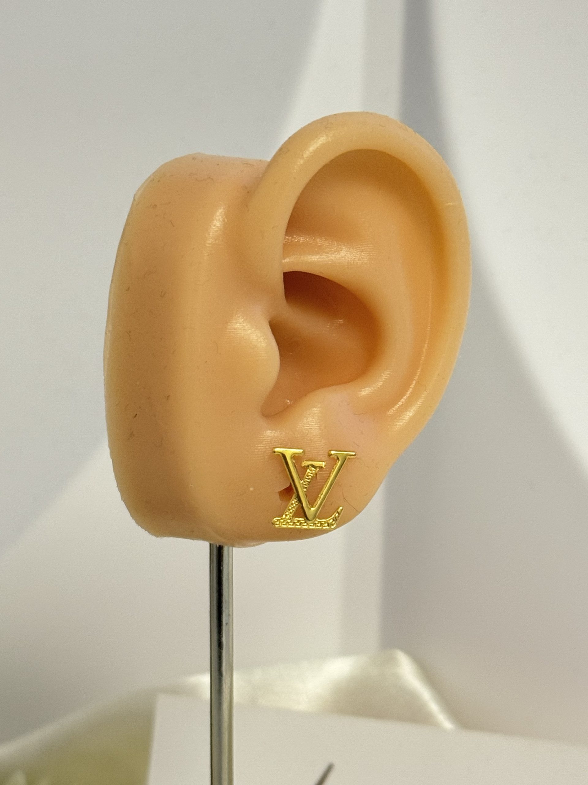 E101480 Designer Inspired Screw Lock Stud Earrings - Image 4