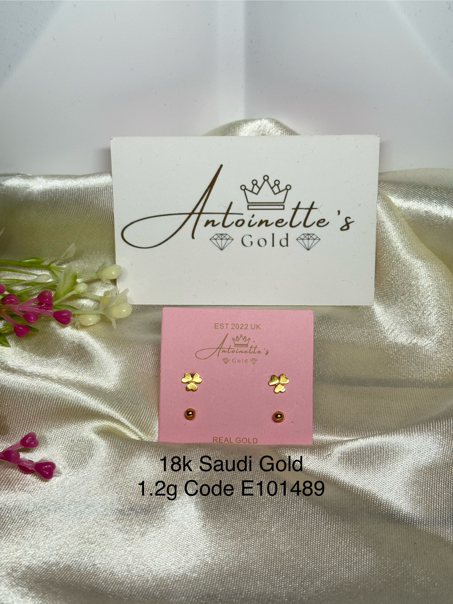 E101489 Triple Heart Screw Lock In and Out Earrings