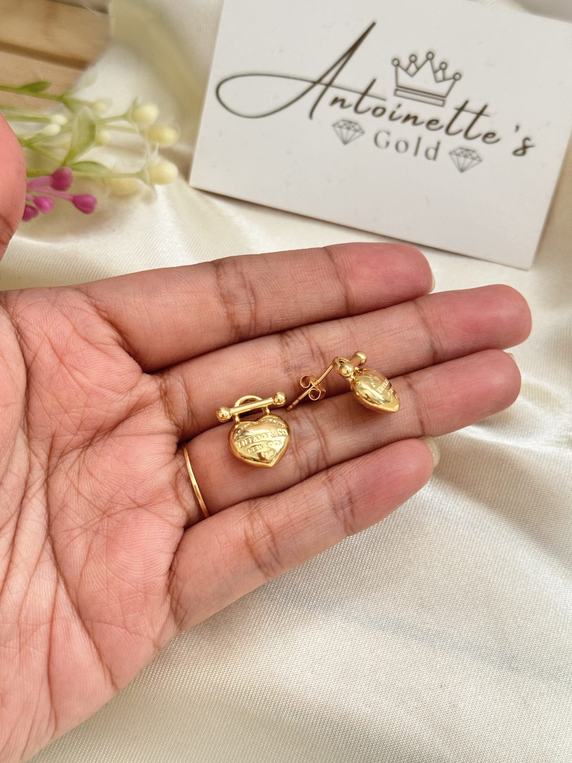 E101493 Designer Inspired Heart Lock Stud Earrings - Image 2