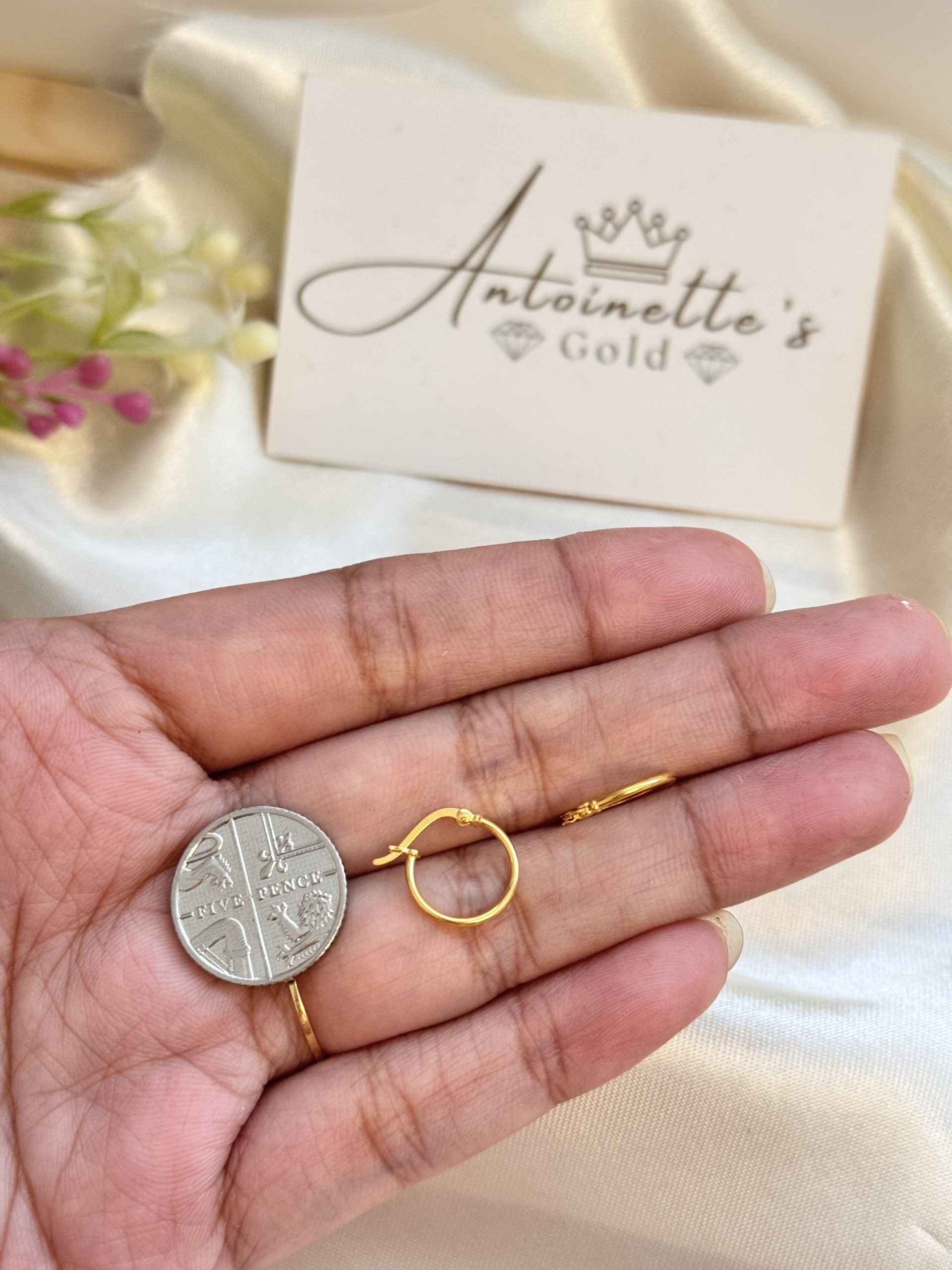 E1014002 Lightweight Plain Loop Hoop Earrings