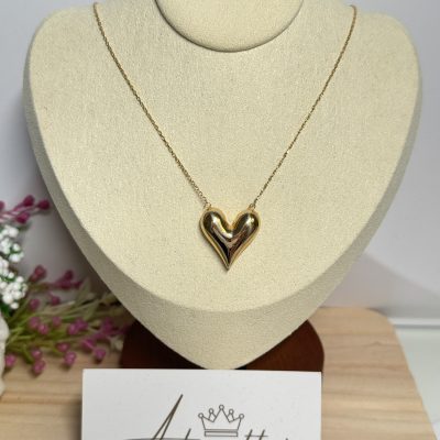N101559 18” Sexy Heart Centered Necklace
