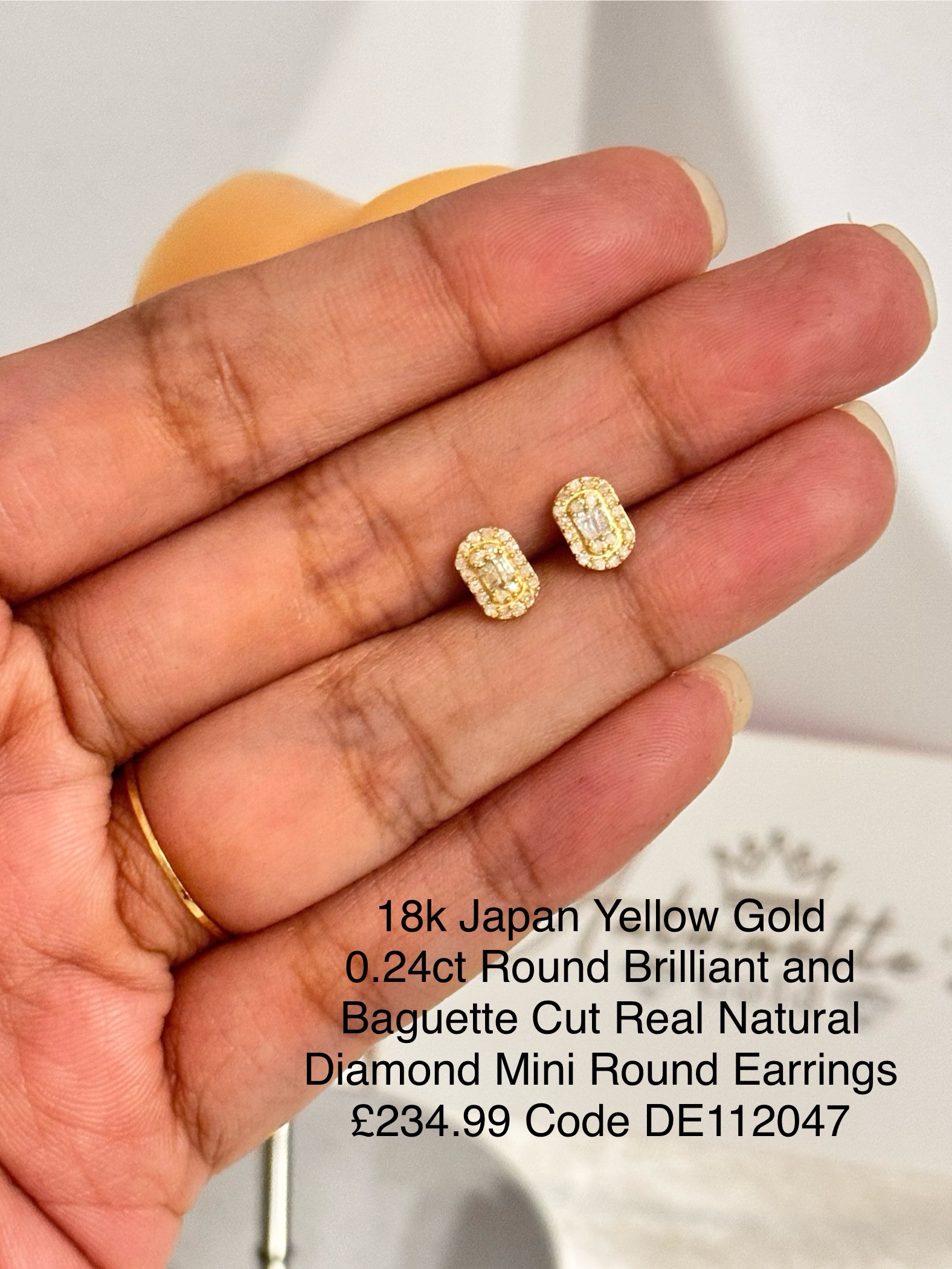 img_8552 DE112047 Halo Diamond Earrings