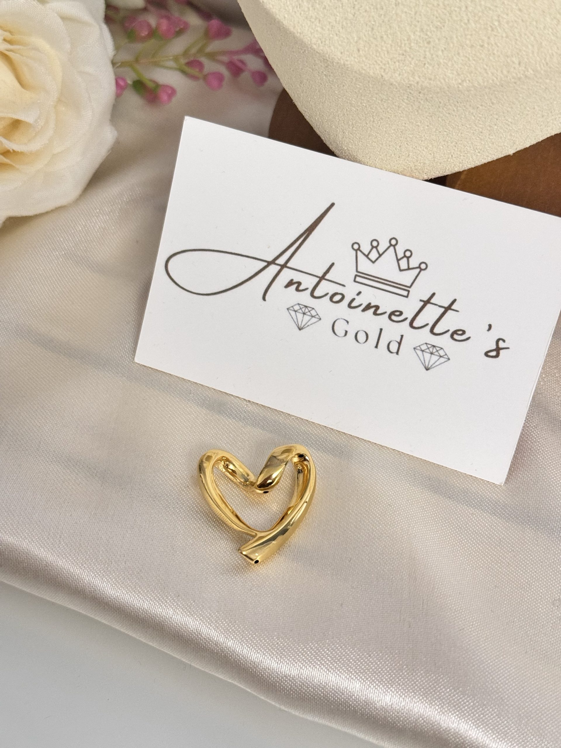 P113021 Electroform Happy Heart Pendant