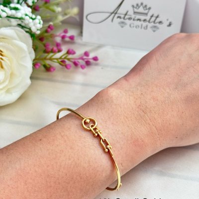 B52418 Tiffany Inspired Bangle 18cm