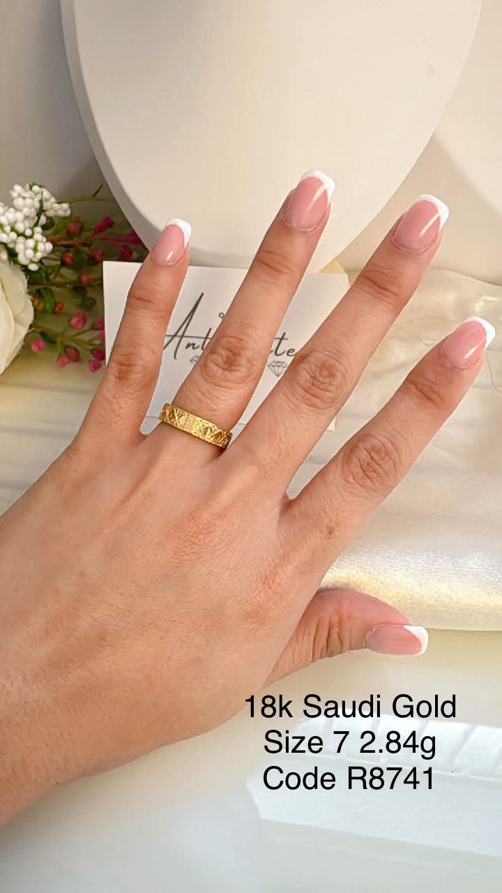 R8741 Dior Ins. Ring size7